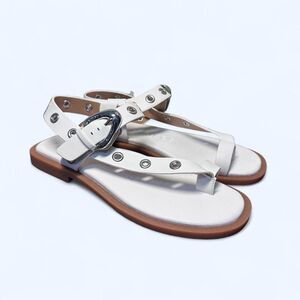 BNWT Aerosoles White Geometric Strappy Flats • Silver Eyelet Hardware Size 6.5
